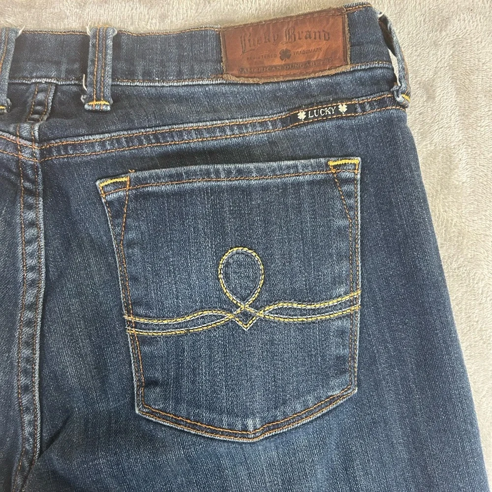 Lucky brand jeans Sophia boot cut dark wash - Picture 5 of 12
